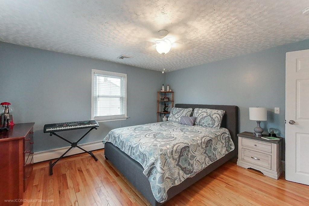 7 Wilbur Avenue Newport, RI 02840 - Photo 11 of 25