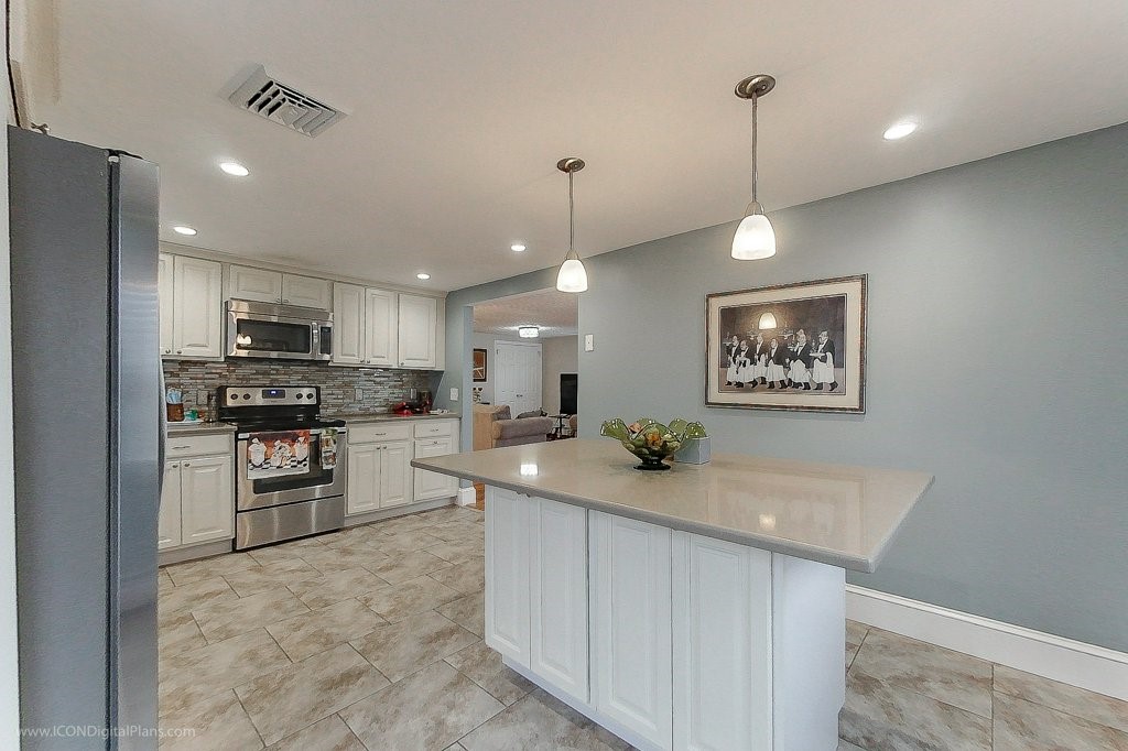 7 Wilbur Avenue Newport, RI 02840 - Photo 2 of 25