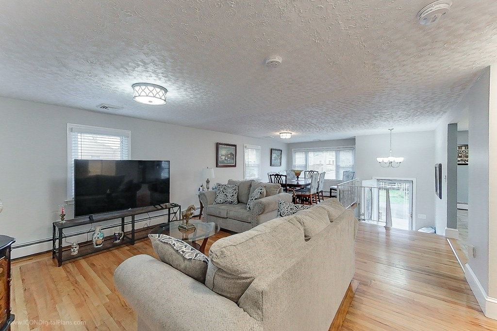 7 Wilbur Avenue Newport, RI 02840 - Photo 7 of 25