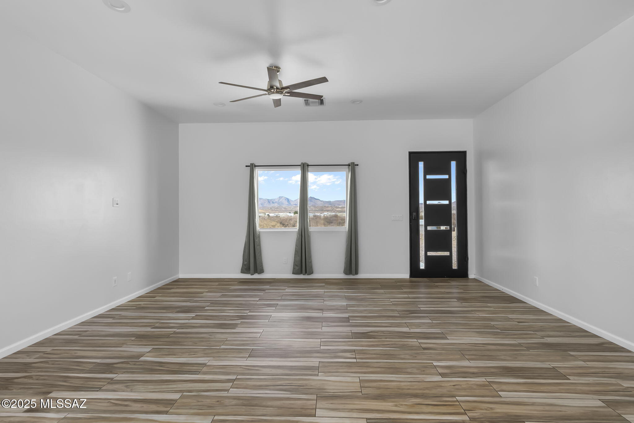 63 Cabana Court Rio Rico, AZ 85648 - Photo 11 of 28 Gallery Image 11