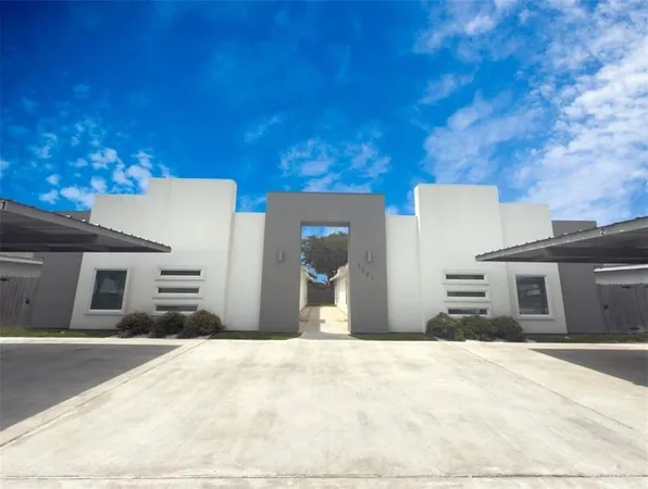 $479,000 | 1303 West Heritage Drive, Pharr, TX 78577