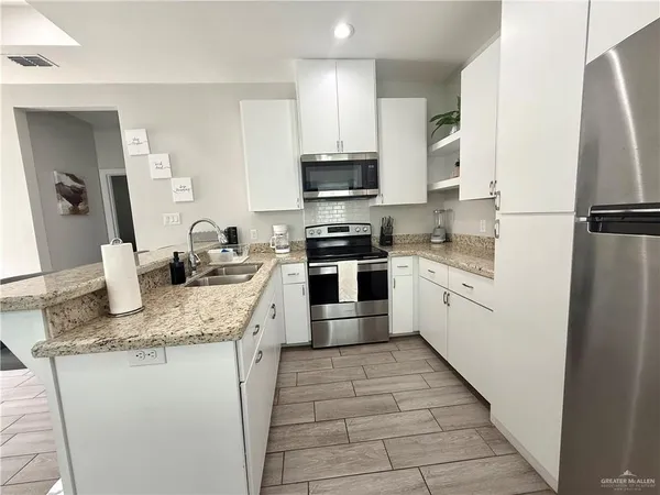 $479,000 | 1303 West Heritage Drive, Pharr, TX 78577