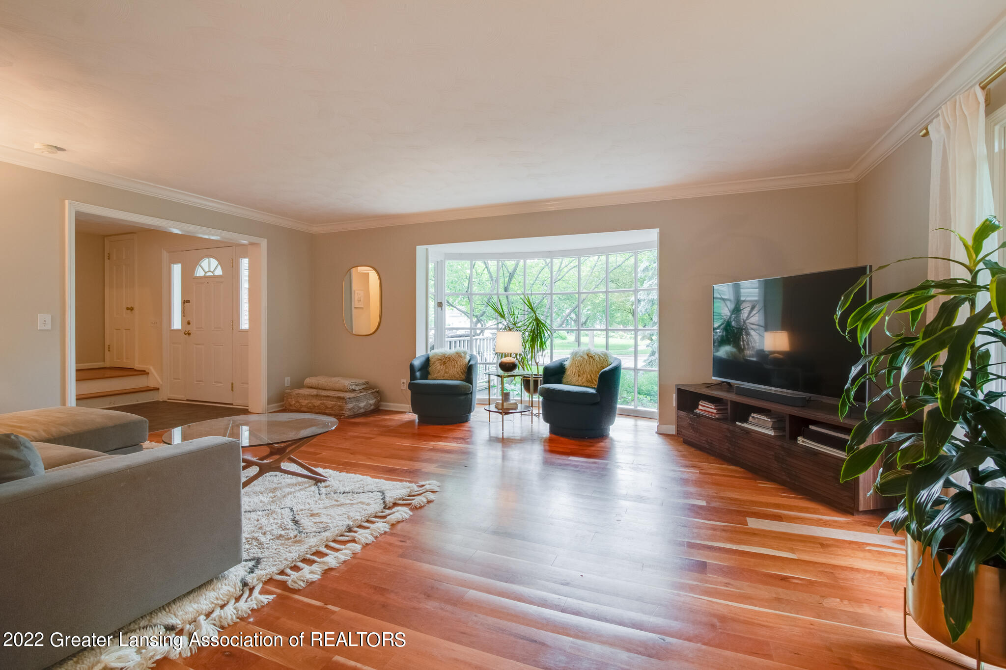 1720 Foxcroft Road East Lansing, MI 48823 - Photo 21 of 53 Living Room