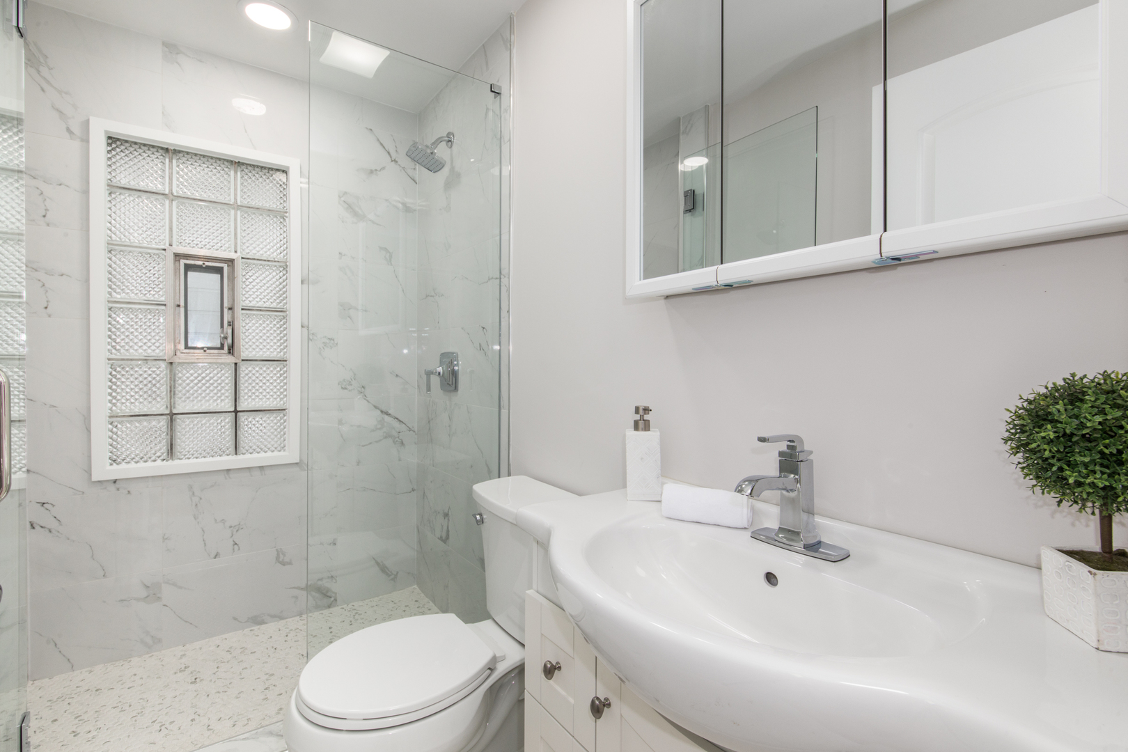 8120 Washington Street Niles, IL 60714 - Photo 18 of 28