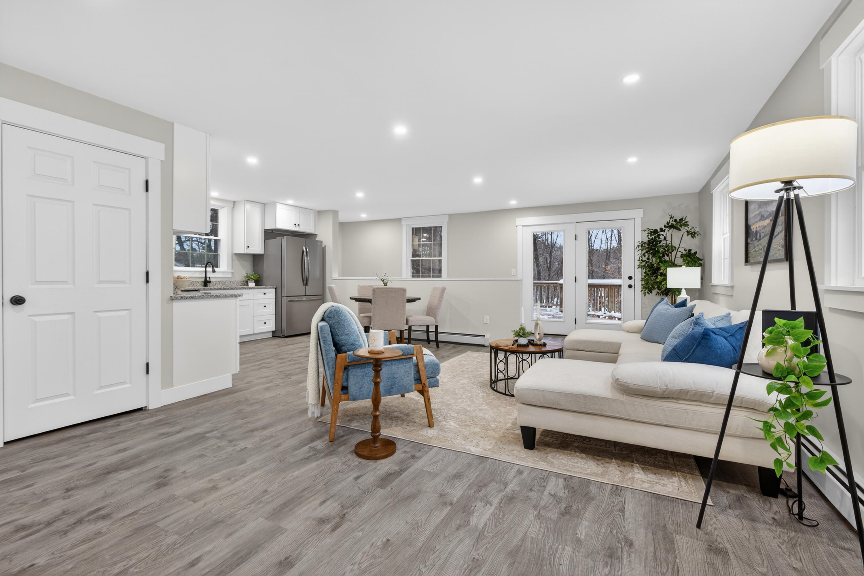 1 Pine Lane Raymond, ME 04071 - Photo 6 of 28 DSC02317