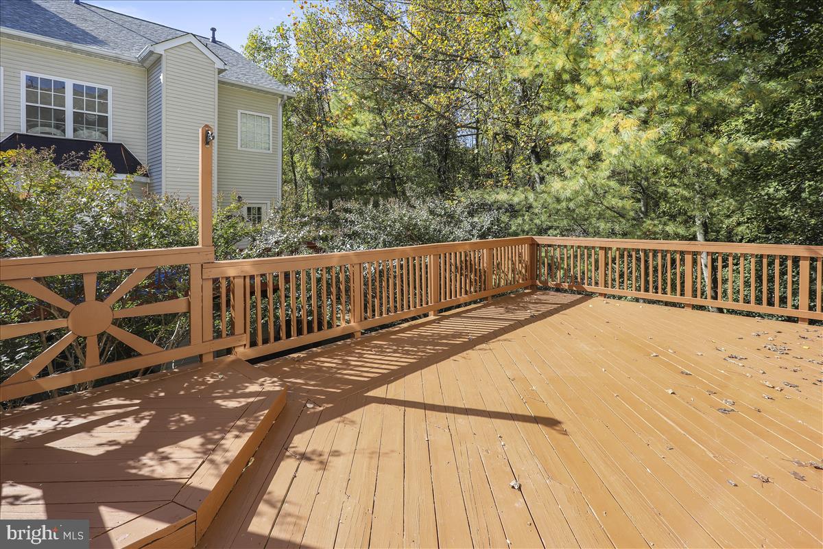 6410 Springview Place Rockville, MD 20852 - Photo 2 of 58