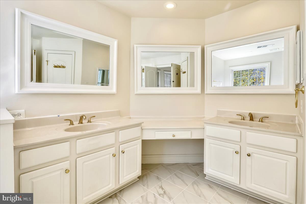 6410 Springview Place Rockville, MD 20852 - Photo 23 of 58