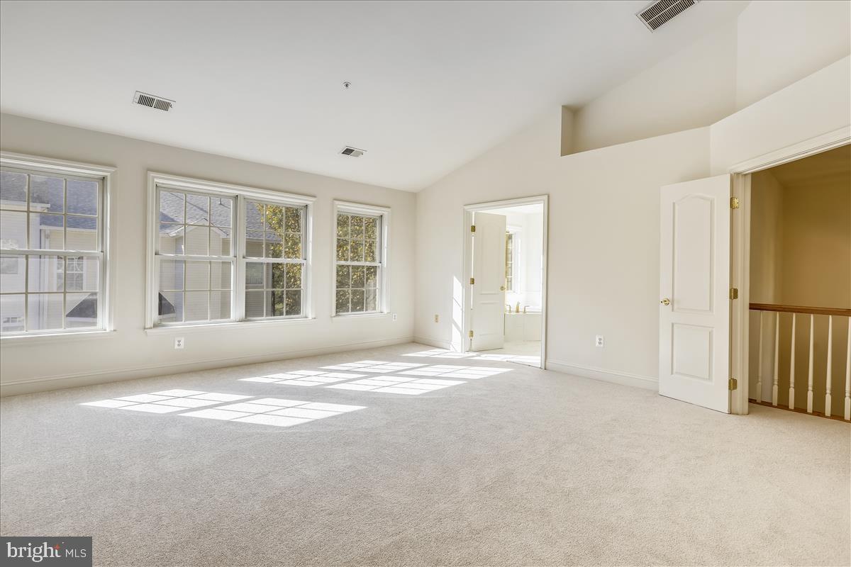 6410 Springview Place Rockville, MD 20852 - Photo 25 of 58