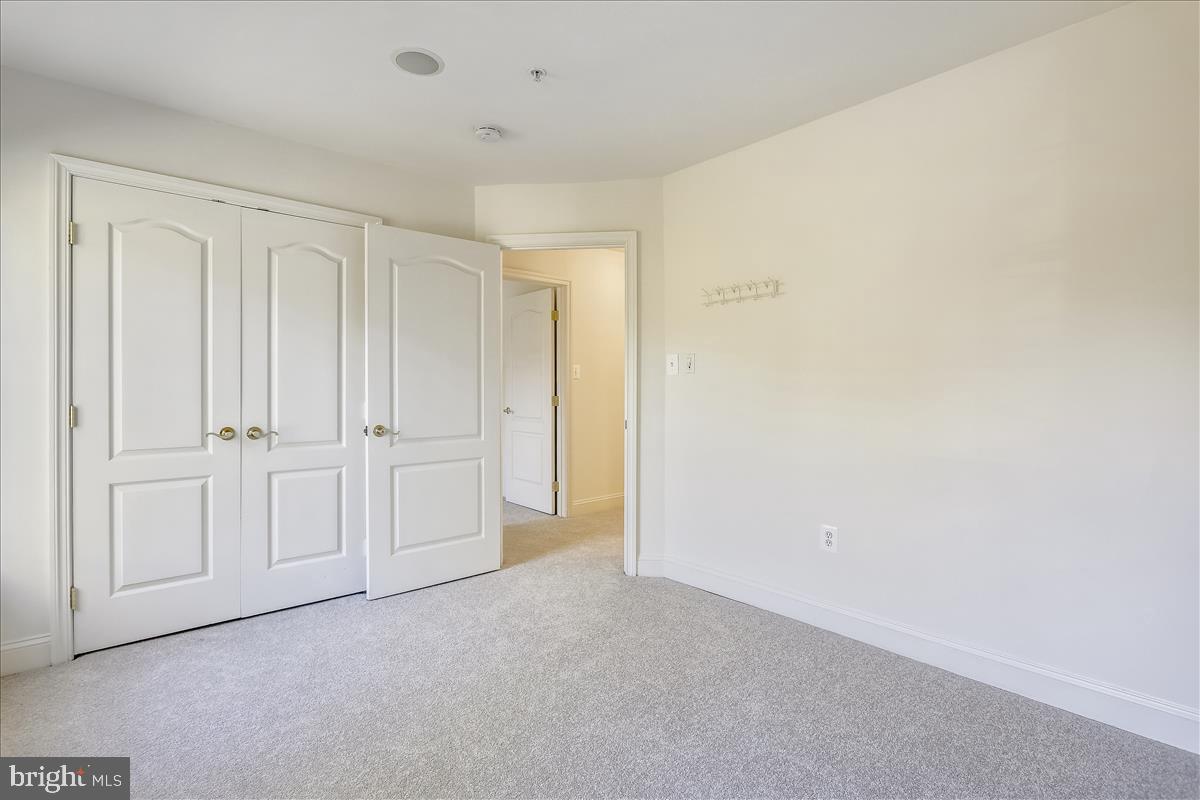 6410 Springview Place Rockville, MD 20852 - Photo 41 of 58