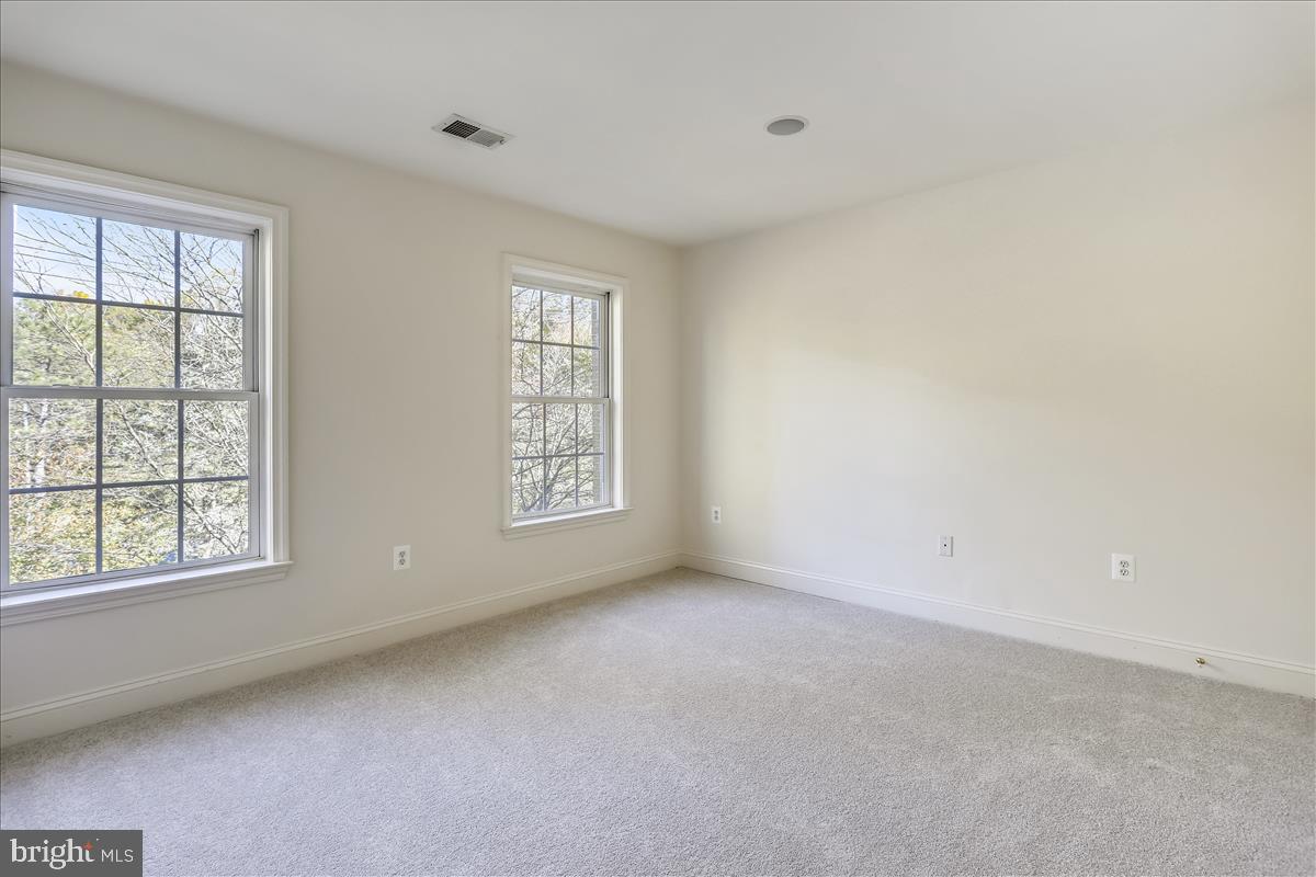 6410 Springview Place Rockville, MD 20852 - Photo 43 of 58