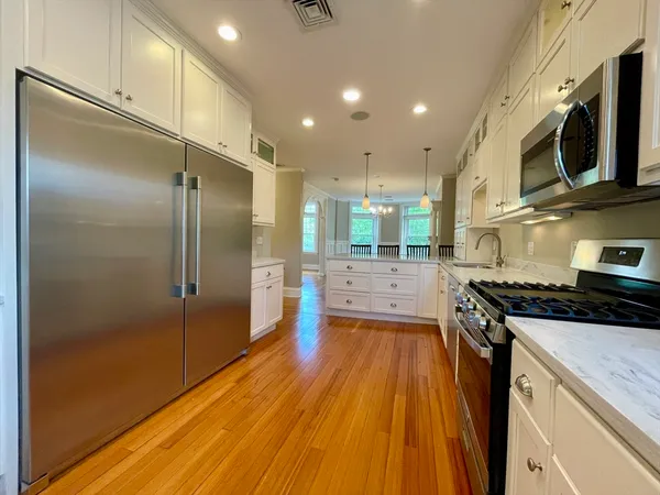 $6,500 | 5 Strathmore Road, Unit 3, Brookline, MA 02445
