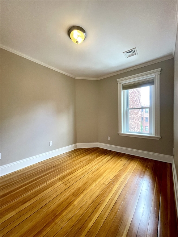 5 Strathmore Road, Unit 3 Brookline, MA 02445 - Photo 6 of 17