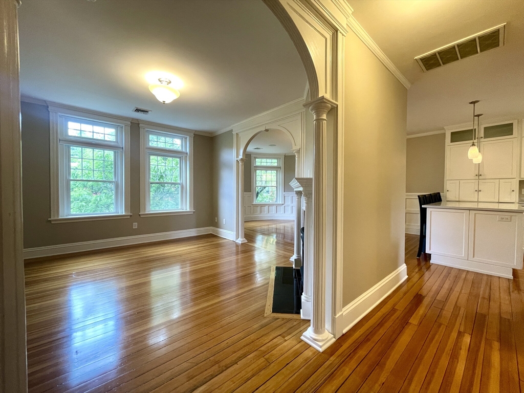 5 Strathmore Road, Unit 3 Brookline, MA 02445 - Photo 7 of 17