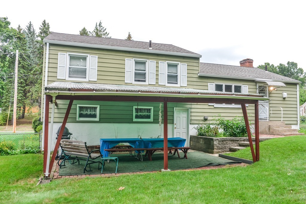 143 Mandalay Road Chicopee, MA 01020 - Photo 29 of 29 Gallery Image 29
