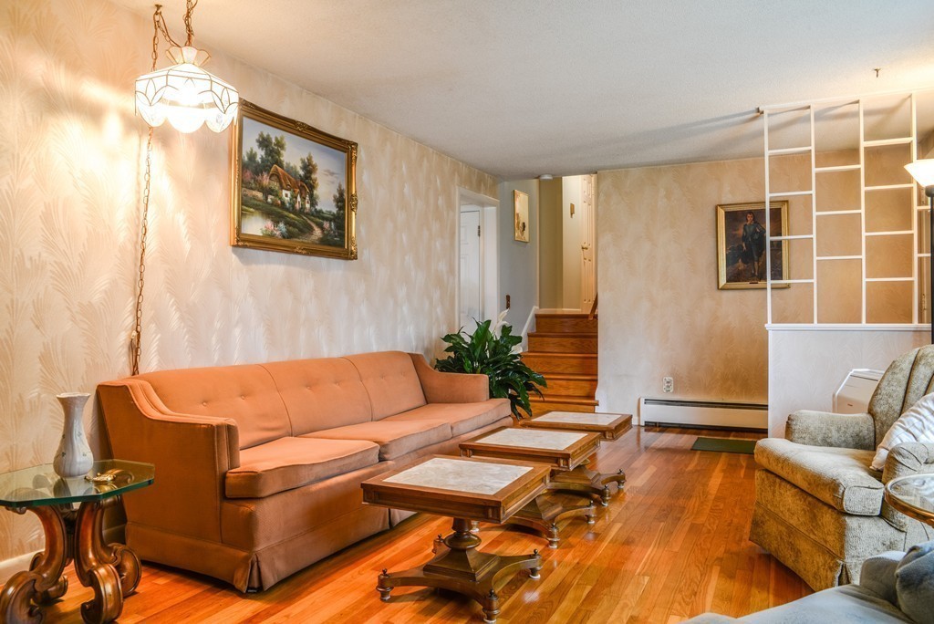 143 Mandalay Road Chicopee, MA 01020 - Photo 8 of 29 Gallery Image 8