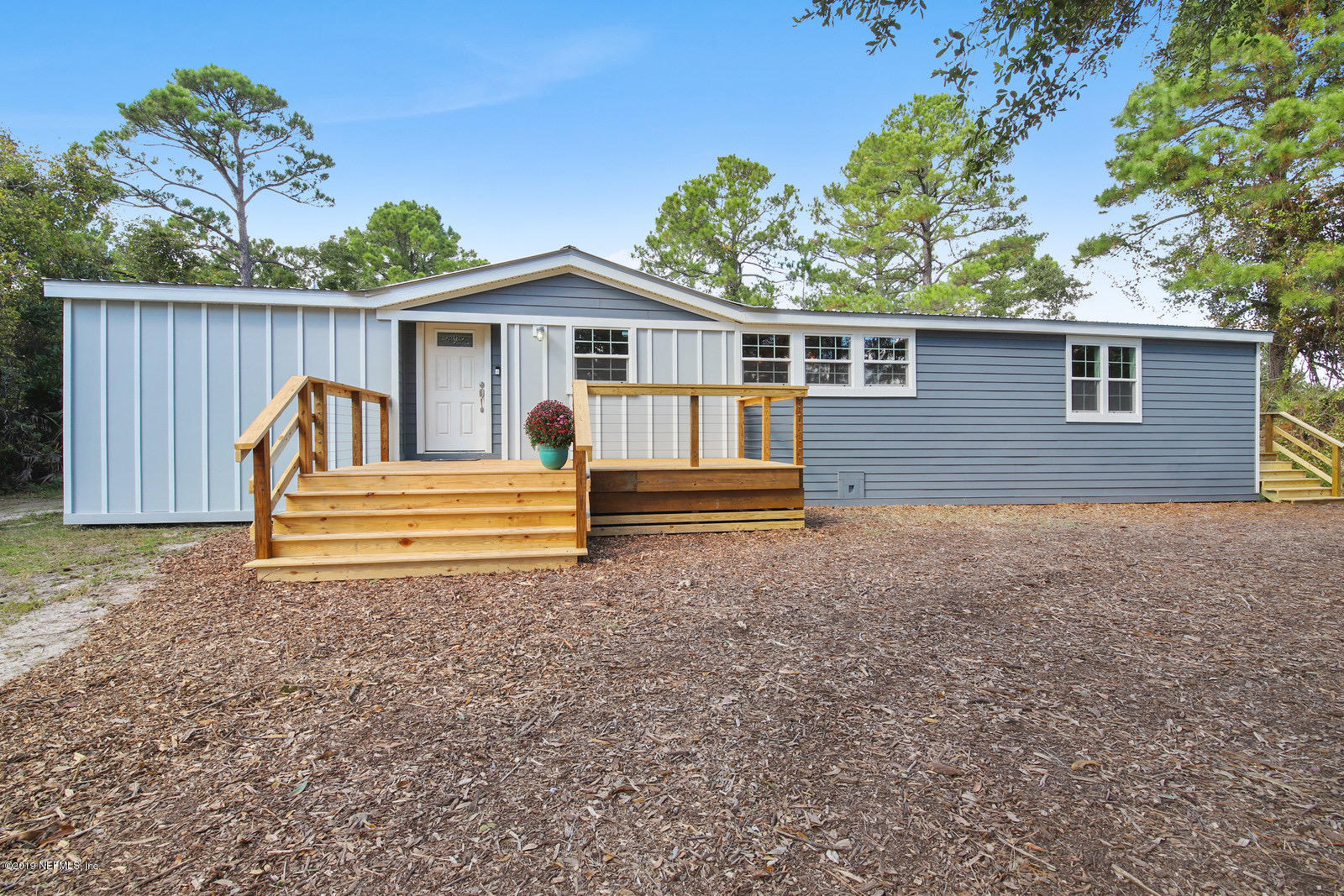 15605 Flounder Road Jacksonville, FL 32226 - Photo 1 of 27 001_1600x1067_mls_1600x1067