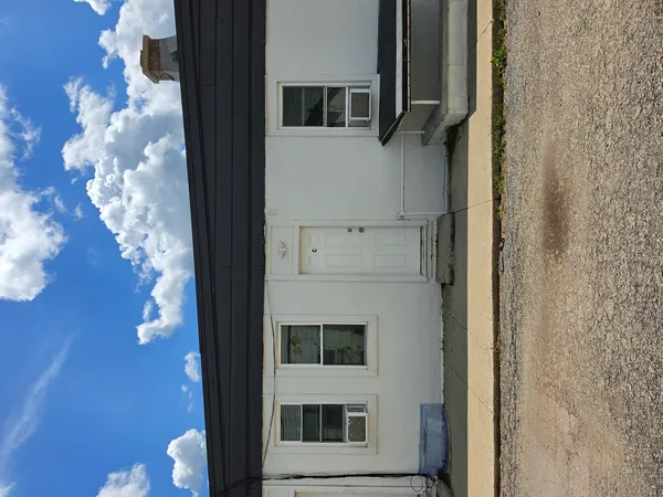 $900 | 5612 South Illinois Rte 31, Unit C, Crystal Lake, IL 60014