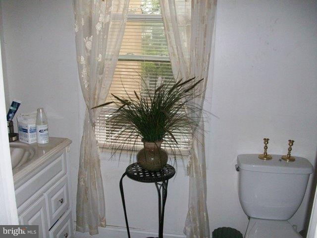 900 Ramsay Street Baltimore, MD 21223 - Photo 10 of 11 Bath 1