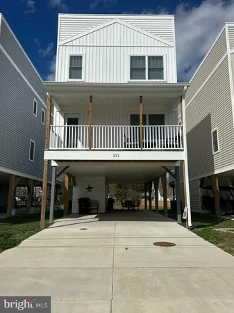 $495,000 | 221 Wilder Avenue, Colonial Beach, VA 22443