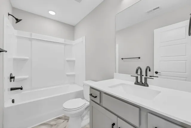 $284,900 | 1302 Jonathan Wade Circle, Clarksville, TN 37043