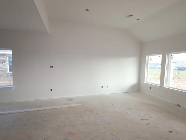 $425,990 | 31011 Newcomb Lndg Lane, Waller, TX 77484