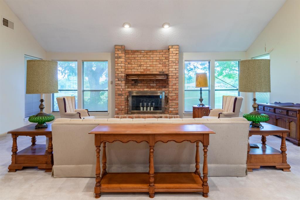 1525 Inverness Road Mansfield, TX 76063 - Photo 9 of 28