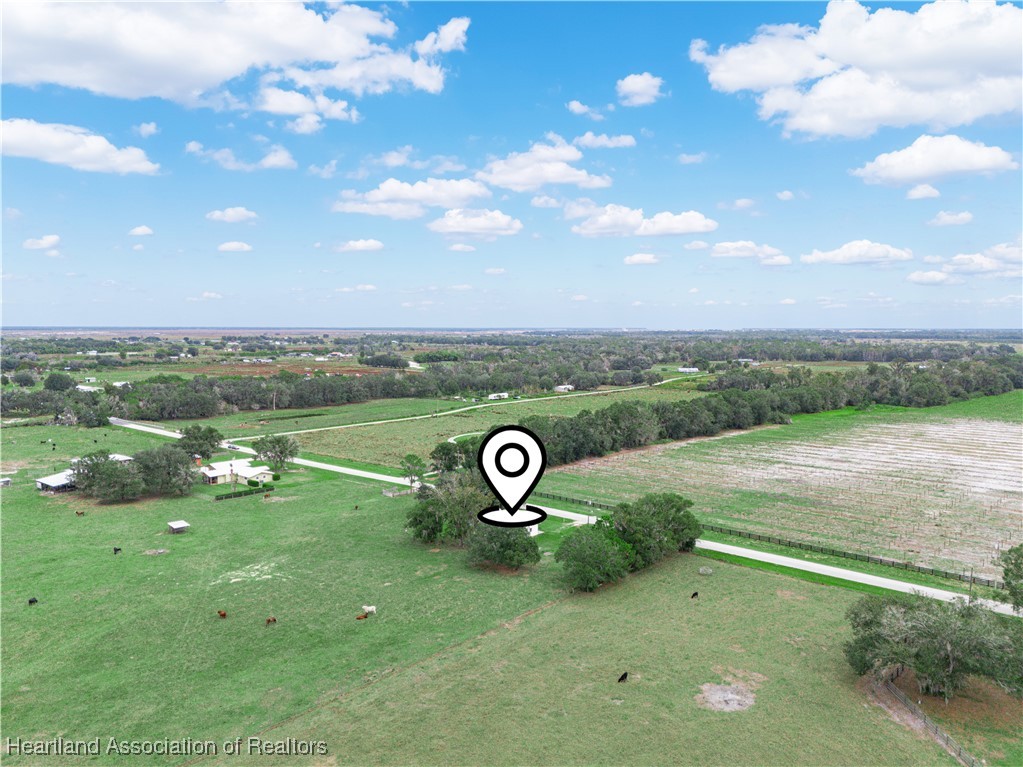 657 North Hollandtown Road Wauchula, FL 33873 - Photo 19 of 25 a view of a city