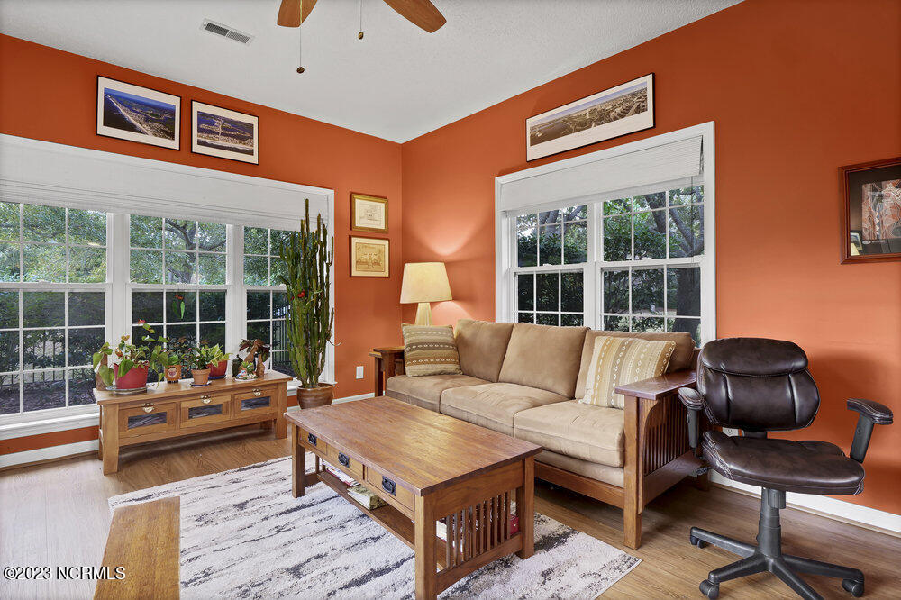 800 Fox Ridge Lane Wilmington, NC 28405 - Photo 17 of 50 Sunroom