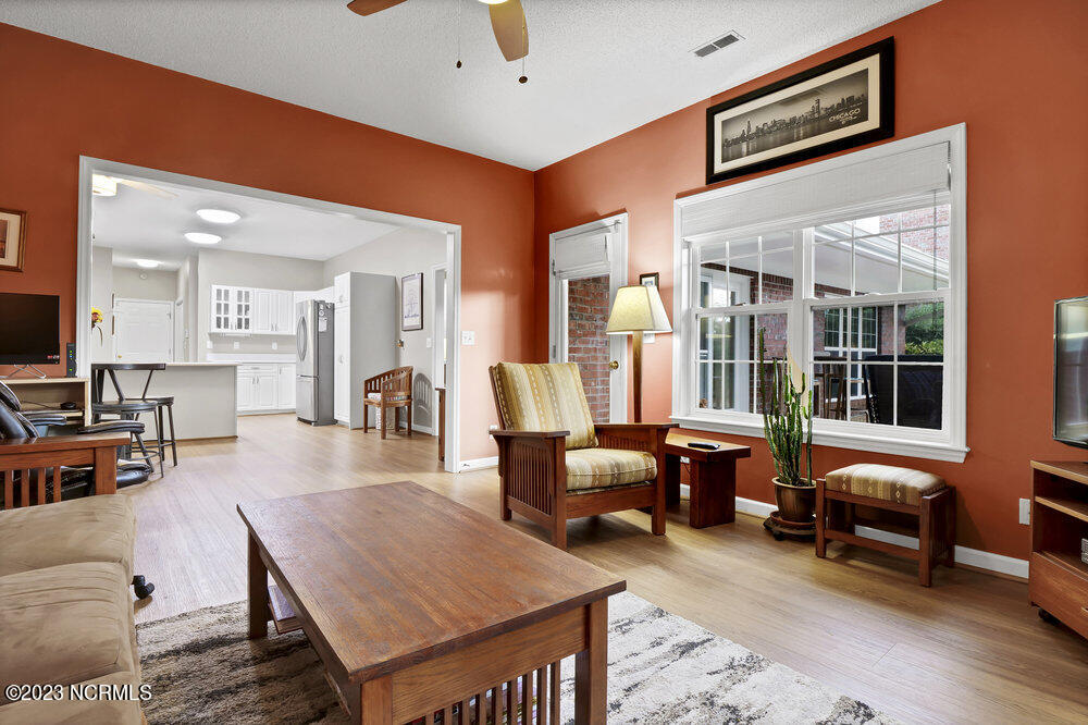 800 Fox Ridge Lane Wilmington, NC 28405 - Photo 18 of 50 Sunroom