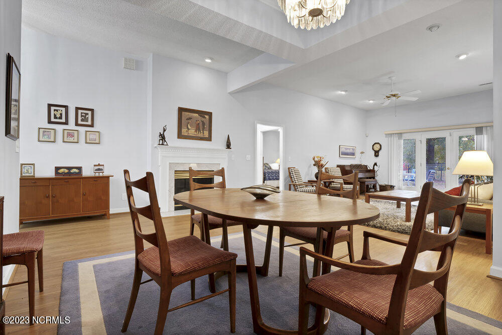 800 Fox Ridge Lane Wilmington, NC 28405 - Photo 9 of 50 Dining Room
