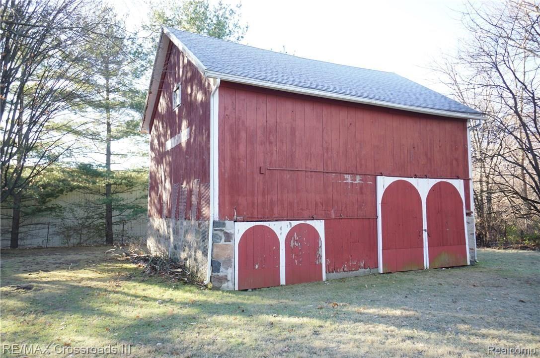 4401 Park Road Ann Arbor, MI 48103 - Photo 4 of 19 Pole Barn
