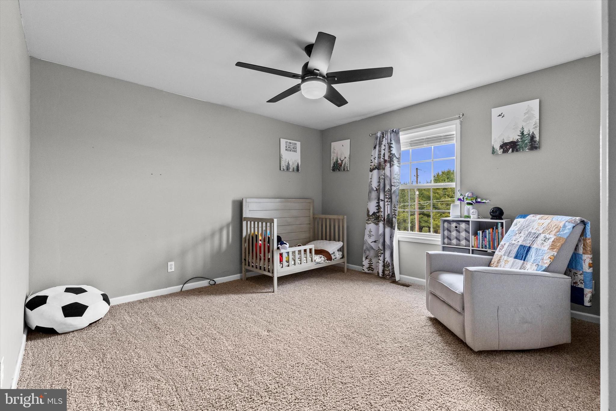 635 Newport Road Duncannon, PA 17020 - Photo 20 of 55 a living room with furniture and a window