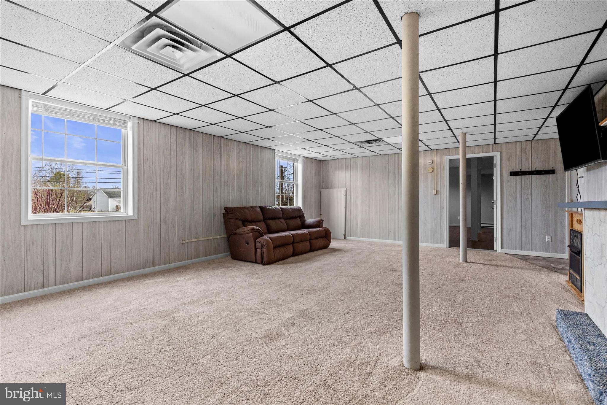 635 Newport Road Duncannon, PA 17020 - Photo 31 of 55 a big room with closet