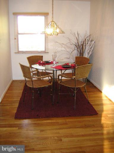 504 West Nettle Tree Road Sterling, VA 20164 - Photo 21 of 25 Dining Room