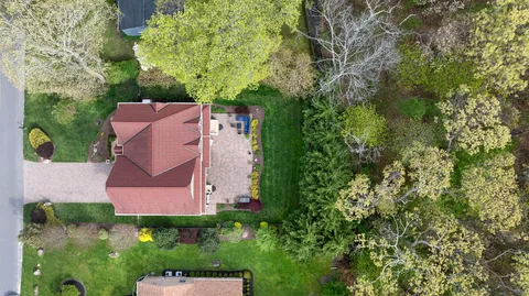 $1,595,000 | 2015 Kenneys Road, Southold, NY 11971