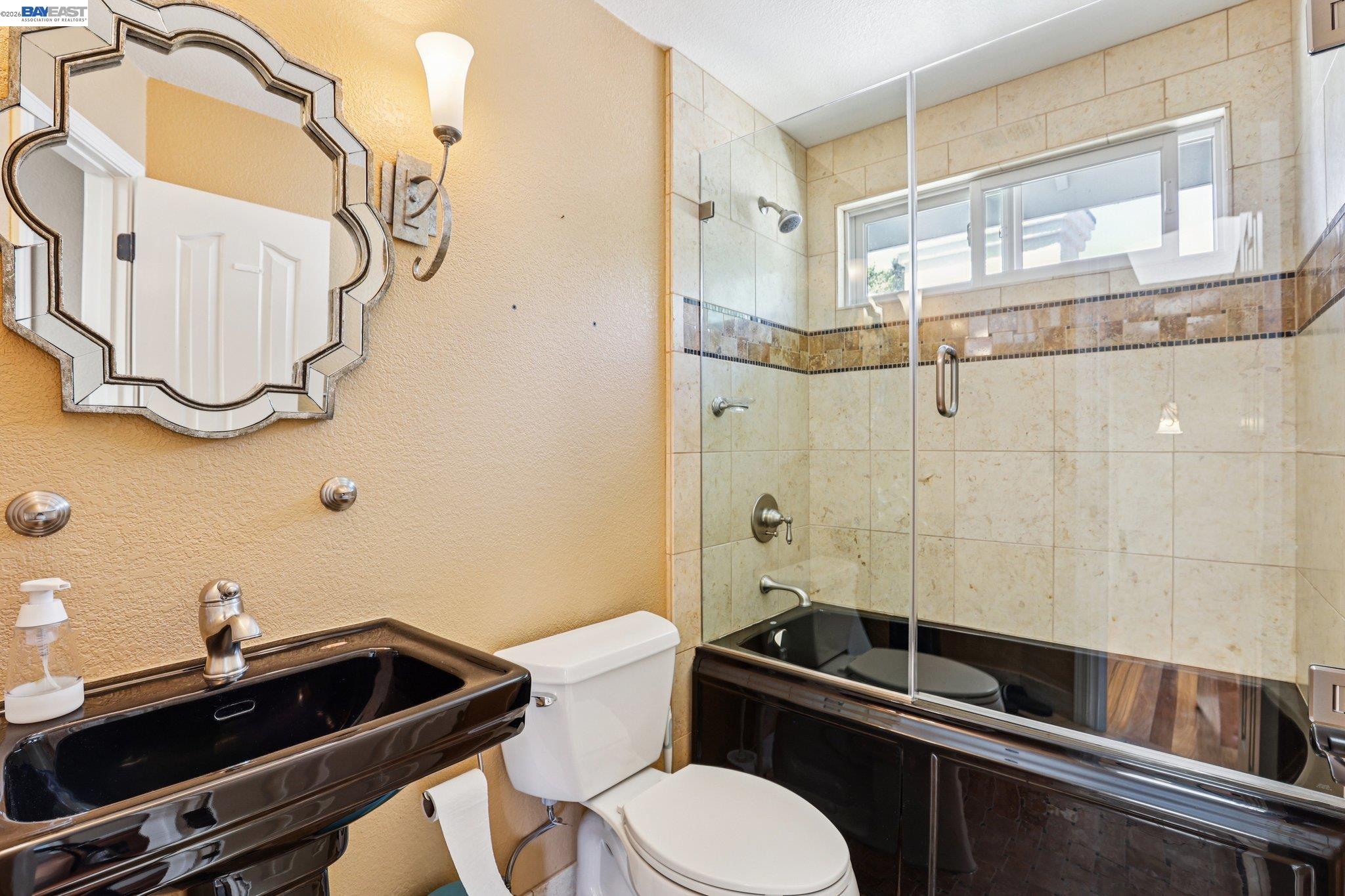 1095 Canyon Hills Road San Ramon, CA 94582 - Photo 23 of 57