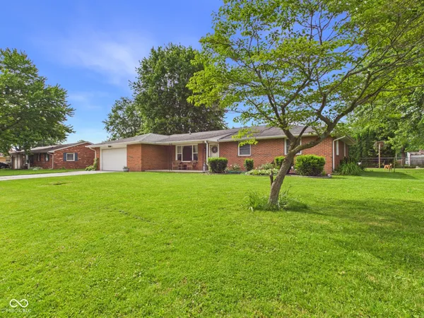 $250,000 | 107 Tanglewood Drive, Anderson, IN 46012