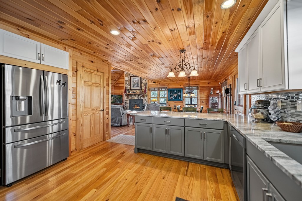 399 South Dream Catcher Blue Ridge, GA 30513 - Photo 25 of 75 Gallery Image 25