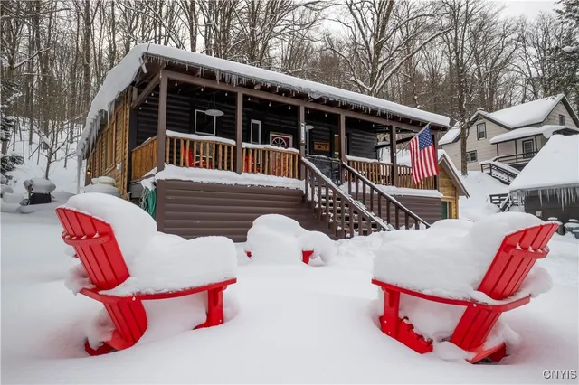 $499,000 | 156 South Shore Road, Webb, NY 13420