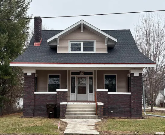 $155,000 | 560 North Crafford Street, Bushnell, IL 61422