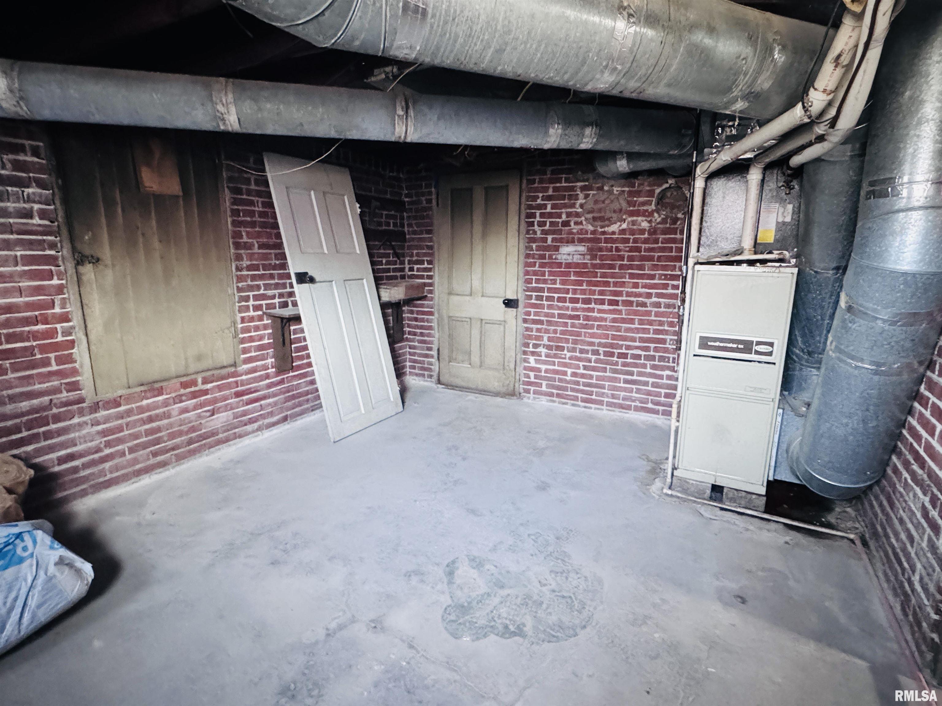 560 North Crafford Street Bushnell, IL 61422 - Photo 20 of 22