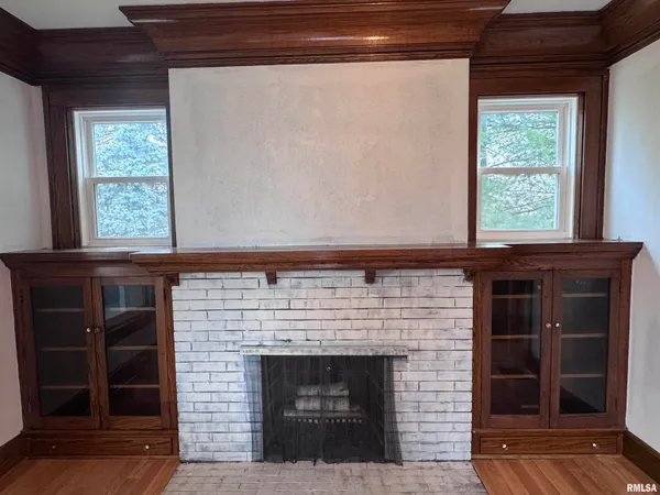 $155,000 | 560 North Crafford Street, Bushnell, IL 61422