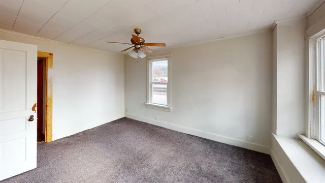 $260,000 | 321 East Washington Street, Prairie du Chien, WI 53821