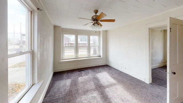 $260,000 | 321 East Washington Street, Prairie du Chien, WI 53821