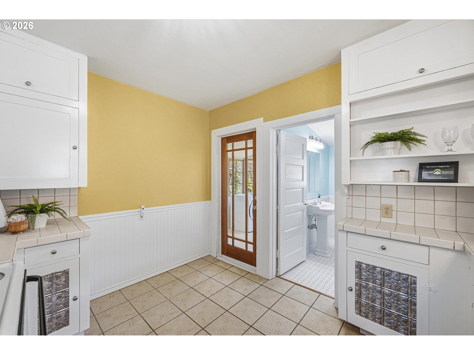 170 Northeast Main Street Estacada, OR 97023 - Photo 14 of 41 a bathroom with a sink a mirror and a shower