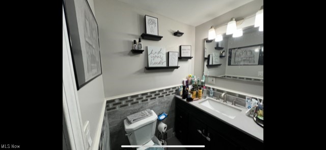 4258 Laurel Road Lorain, OH 44055 - Photo 10 of 12