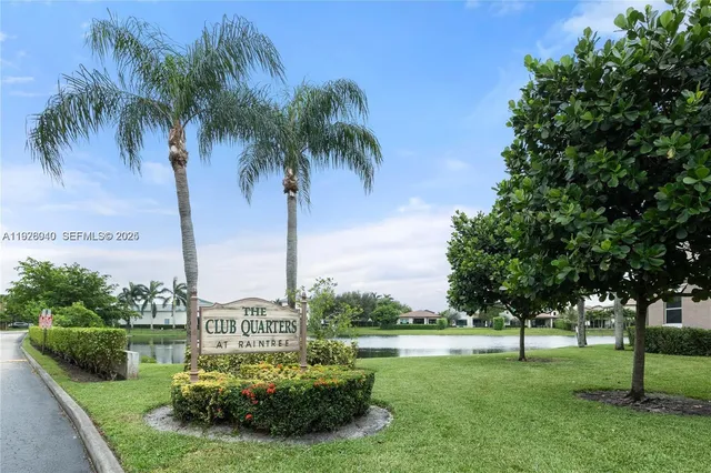 $1,950 | 1276 Southwest 113th Terrace, Unit 101, Pembroke Pines, FL 33025