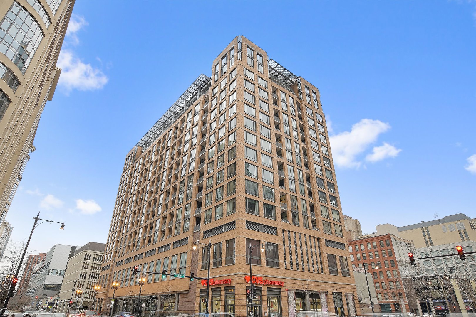 520 South State Street, Unit 510 Chicago, IL 60605 - Photo 1 of 34 a view of a building