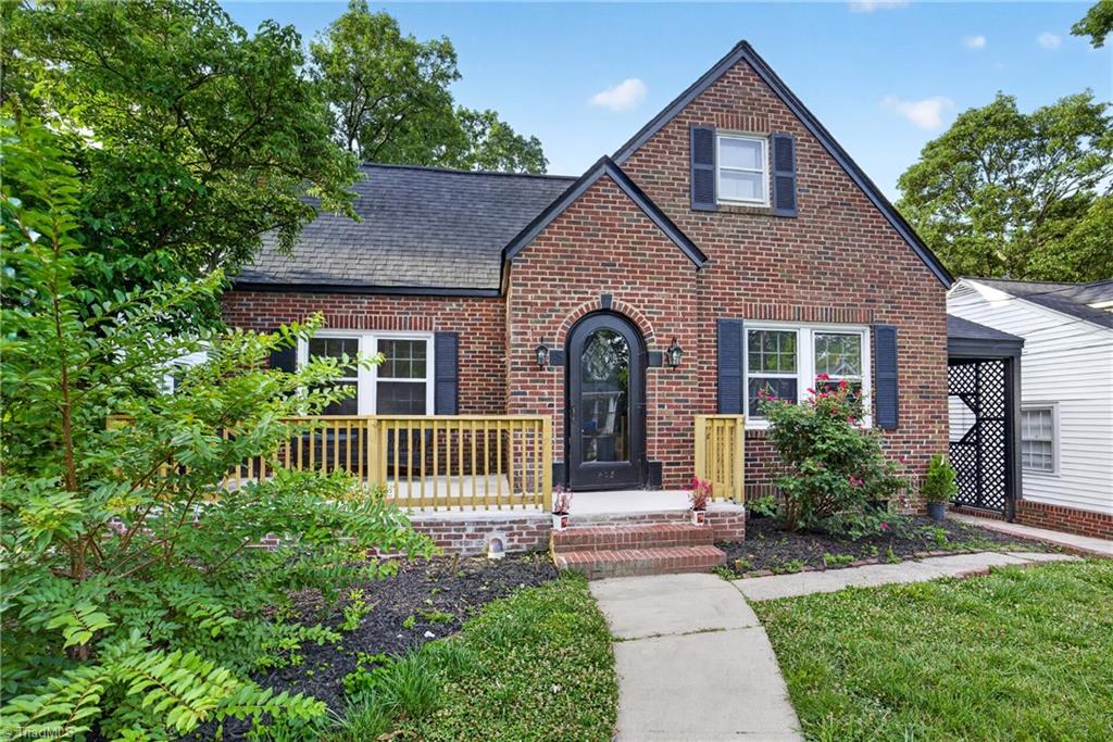 405 Spring Street Thomasville, NC 27360 - Photo 3 of 46