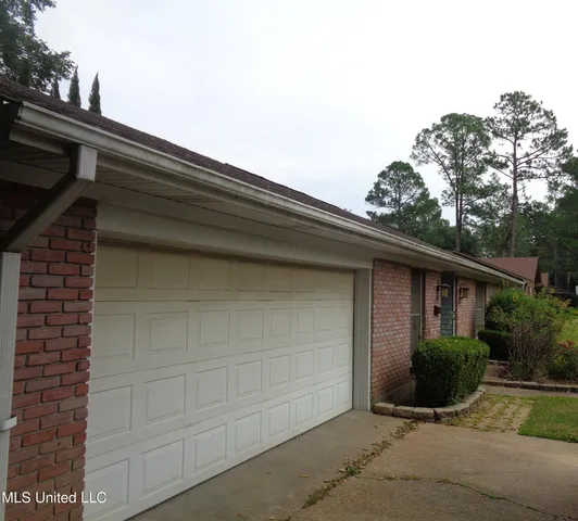 $1,695 | 1416 Radcliffe Street, Jackson, MS 39211